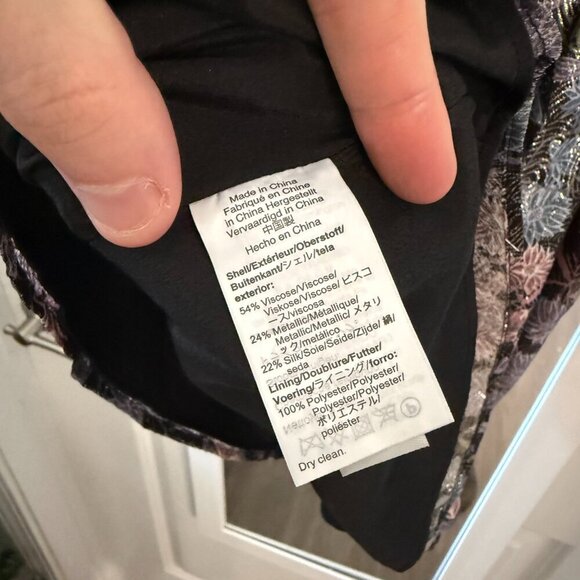 J.Crew Collection Metallic Floral Tie-Back Sleeveless Blouse – Size L - Picture 5 of 6